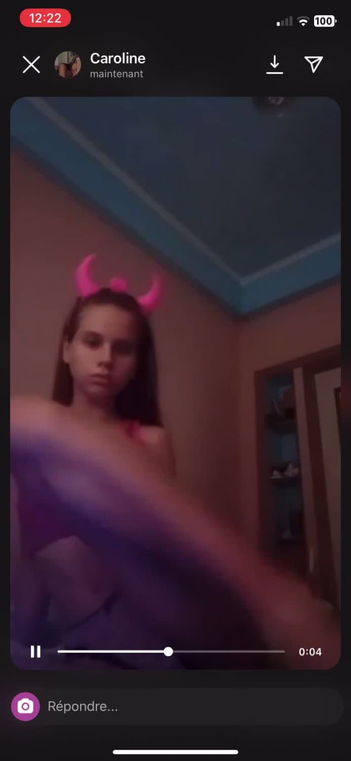 Vids from « crln_crts » on ig, only 20 bucks for this type of vids