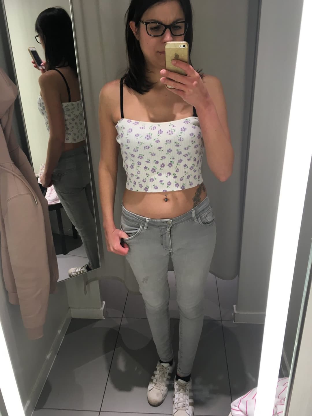 UK Sissy show his wife Vivian