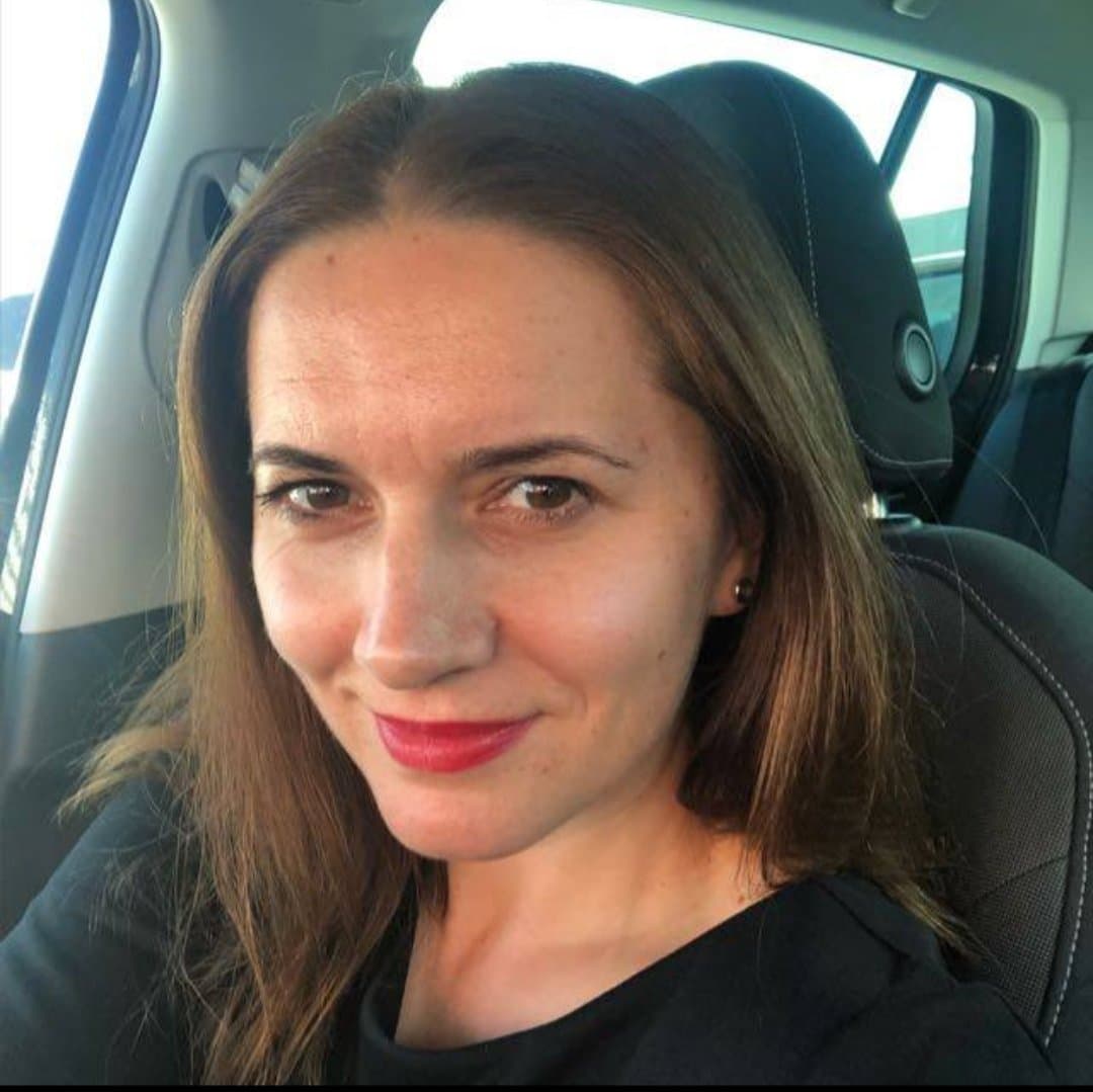 Click to view full size Mature Bitch Milijana (Non Nude)