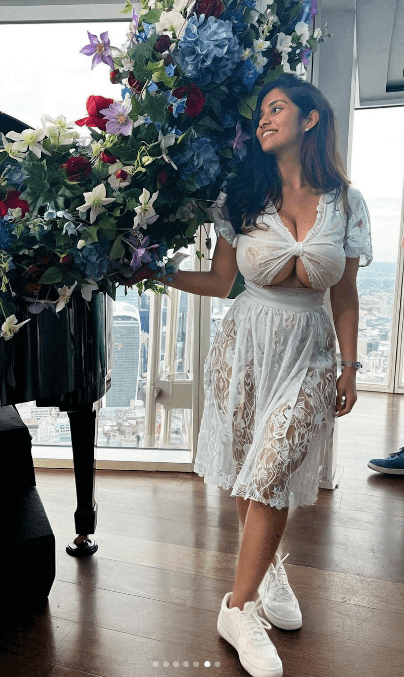 Ann, my personal Indian fuck toy! Will you fuck her and how?