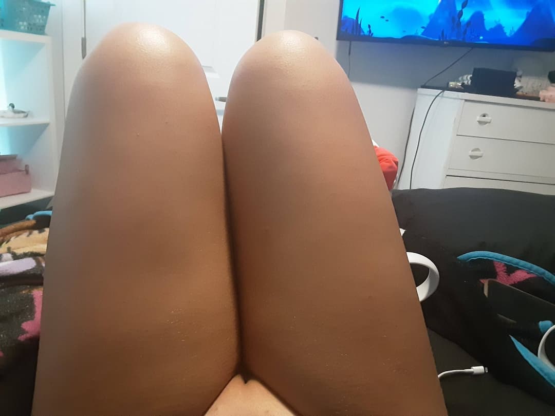 Guy leaks his slutty ex girlfriend (leaks)