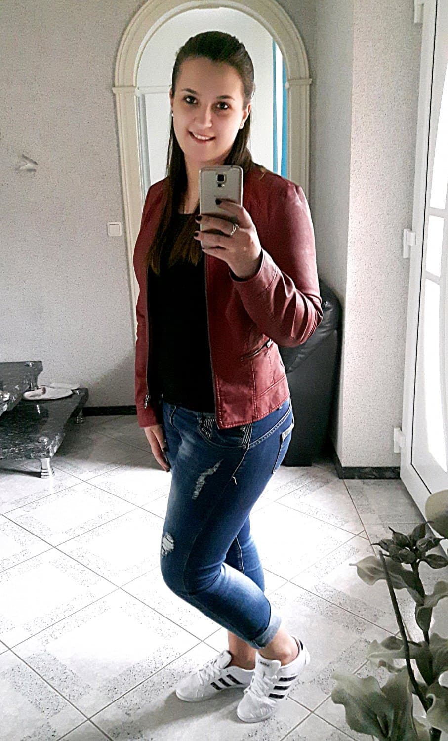 German Webslut Vanessa ( Make Vanessa Famous Share&Repose this Slut for more )