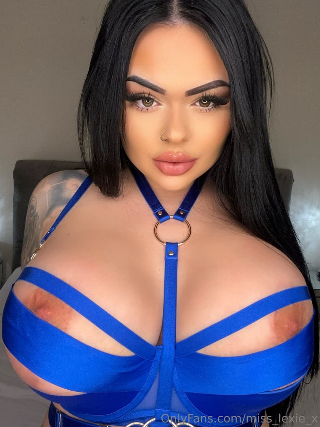 Buen Culo, Buenas TetasXXX