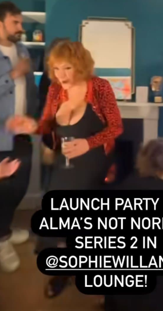 Redhead milf with huge tits is pure guilty pleasure goon fuel she also loves to twerk