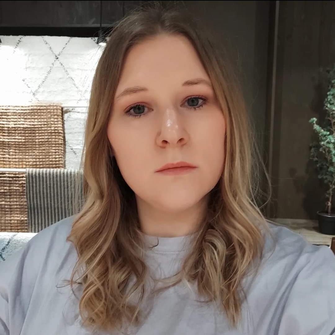 Meine Freundin Lisa und ihre Familie Deutsche Webhure mit der Bitte um Repost