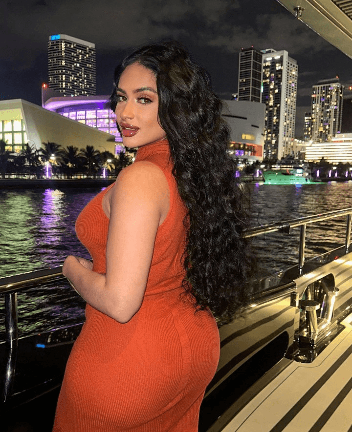 Click to view full size Tori Hughes