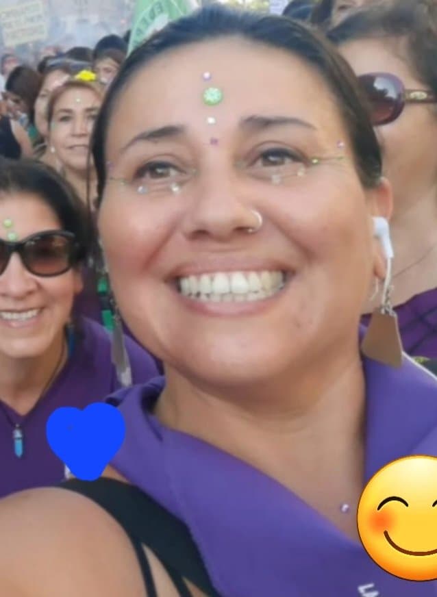 Click to view full size Margarita paz Araya vecina de puente alto en Santiago lista para recibir sus mocos tibios y espesos