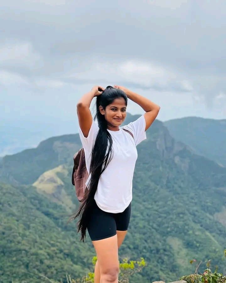 #srilankan #thilini #sinhala #badu