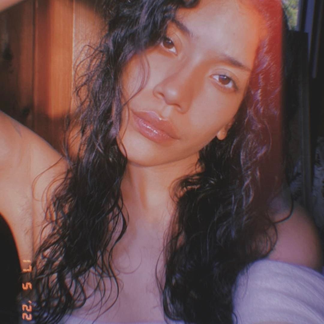 Disclosure #601: Polyamory camming