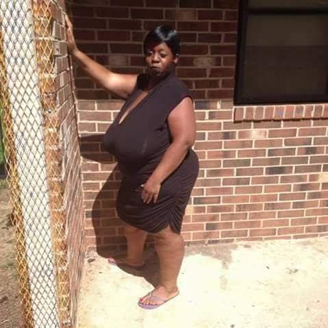 Click to view full size Jumbo Titty Ebony Bbw Milf That Only Bring That Project Pussy To The Table I Would Not Pull Out 58