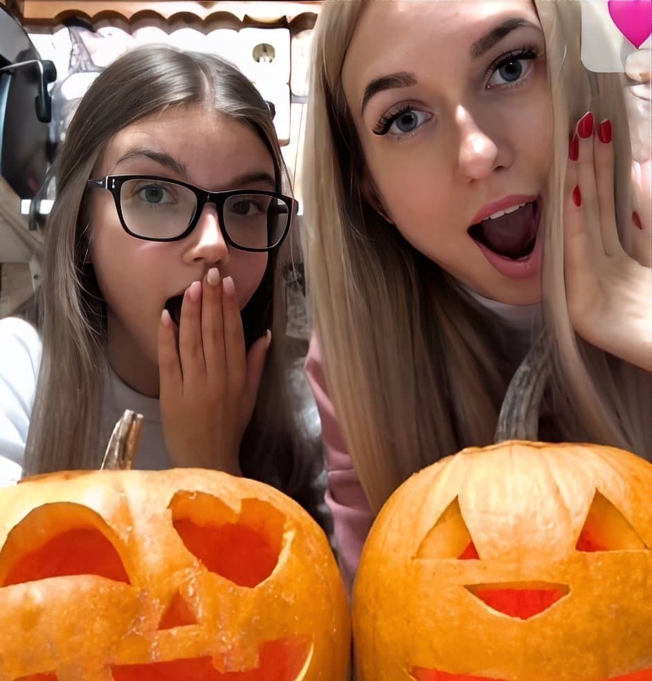 [kik] shsjebbd my sluts friend is such a goon material She begs for cum on these pictures I want her