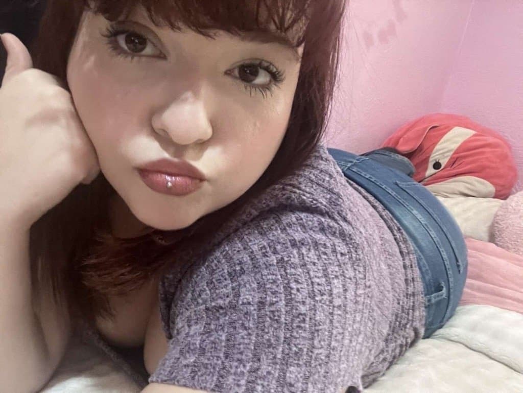 100% REAL authentic amateur sister left her phone unlocked YALL WANT HER VIDEOS? NEXT POST