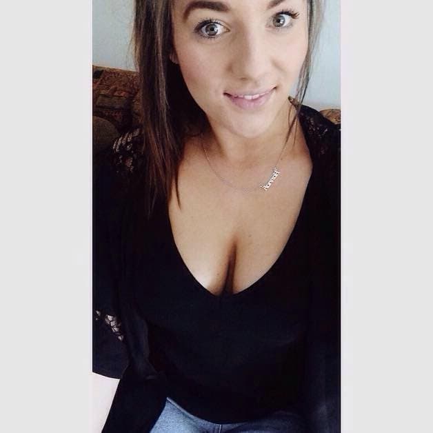 Click to view full size Mount and Fuck Hot Teen Hannah Daly Until You Cum Inside Her