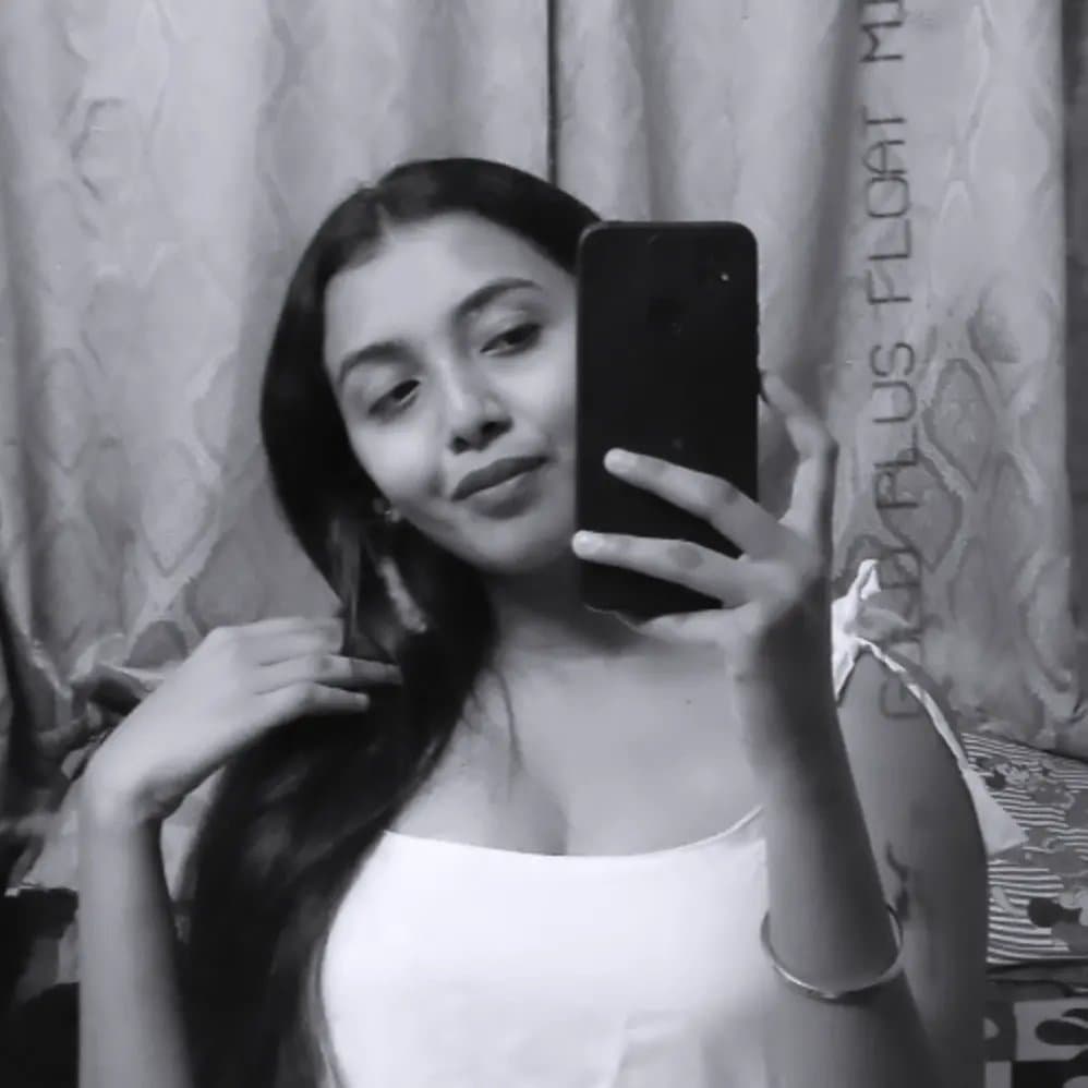 Indian hot face slut with big perky tits Nudes leaked