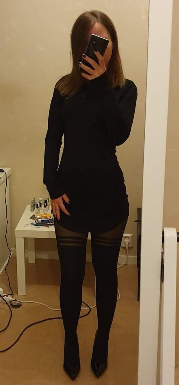 Click to view full size 20yo swedish hoe Maki