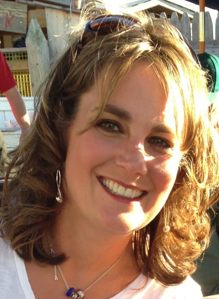 Click to view full size Deanna (Mass. beauty)