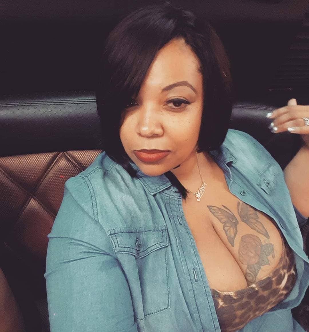 Click to view full size Redbone ebony auntie that got the if We go to the hotel we FUCKIN video & I would not pull out 134