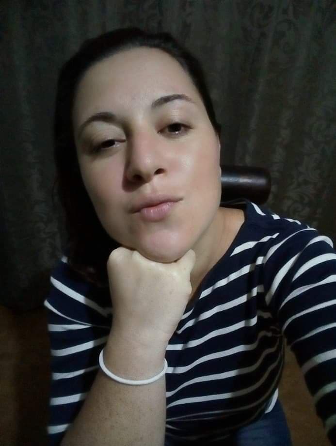 Edith tica de San José Costa Rica