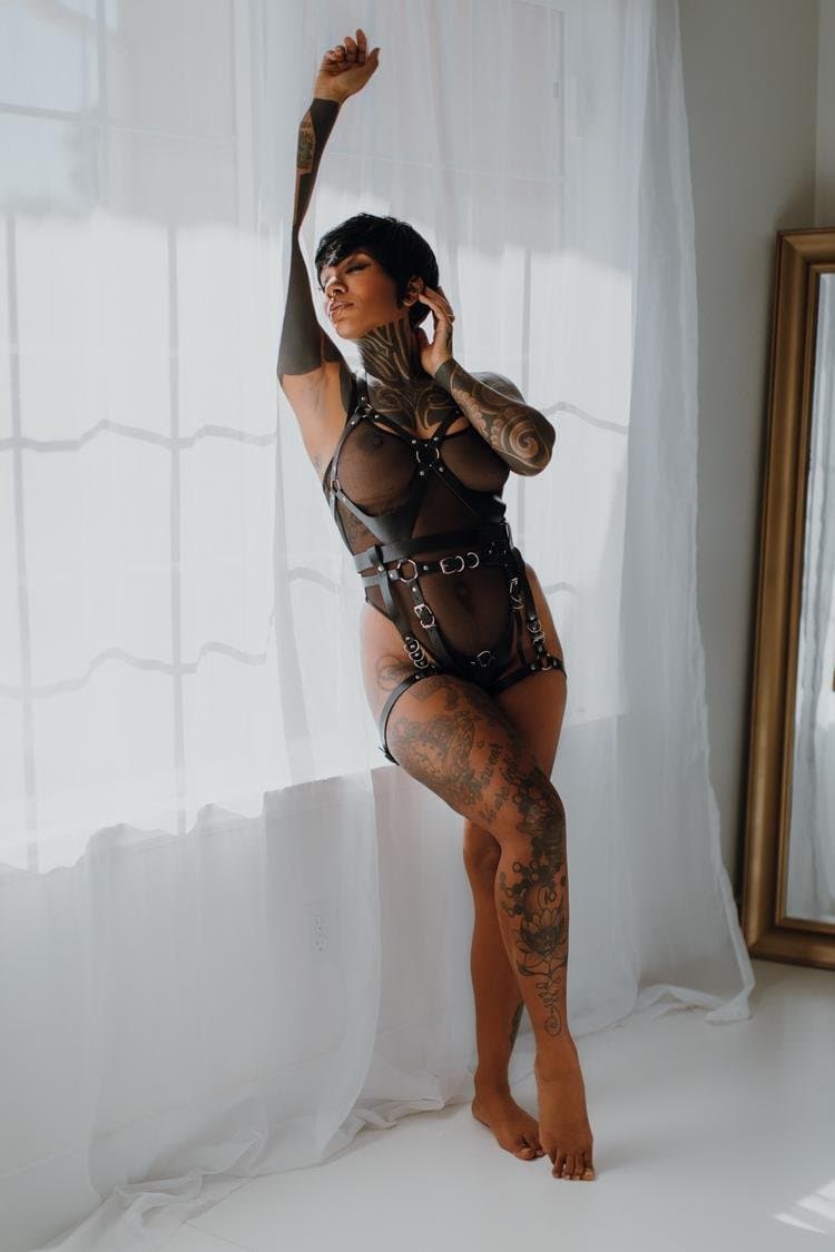 Tatted black beauty boudoir