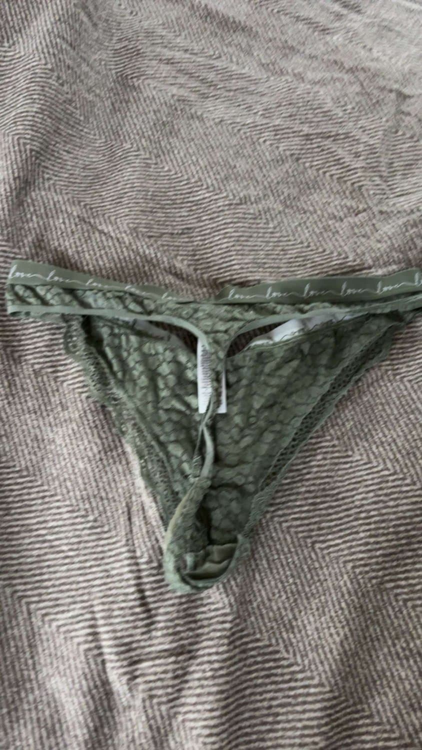 Click to view full size Mother and daughters panties comparison