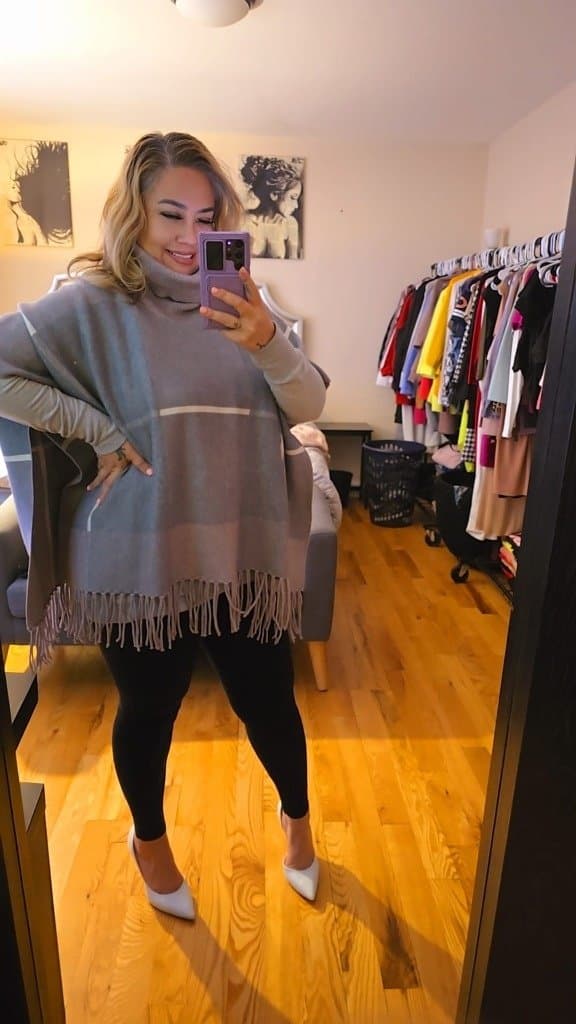 REAL thick Latina mature mom orgasm wet ass pussy SOUND UP