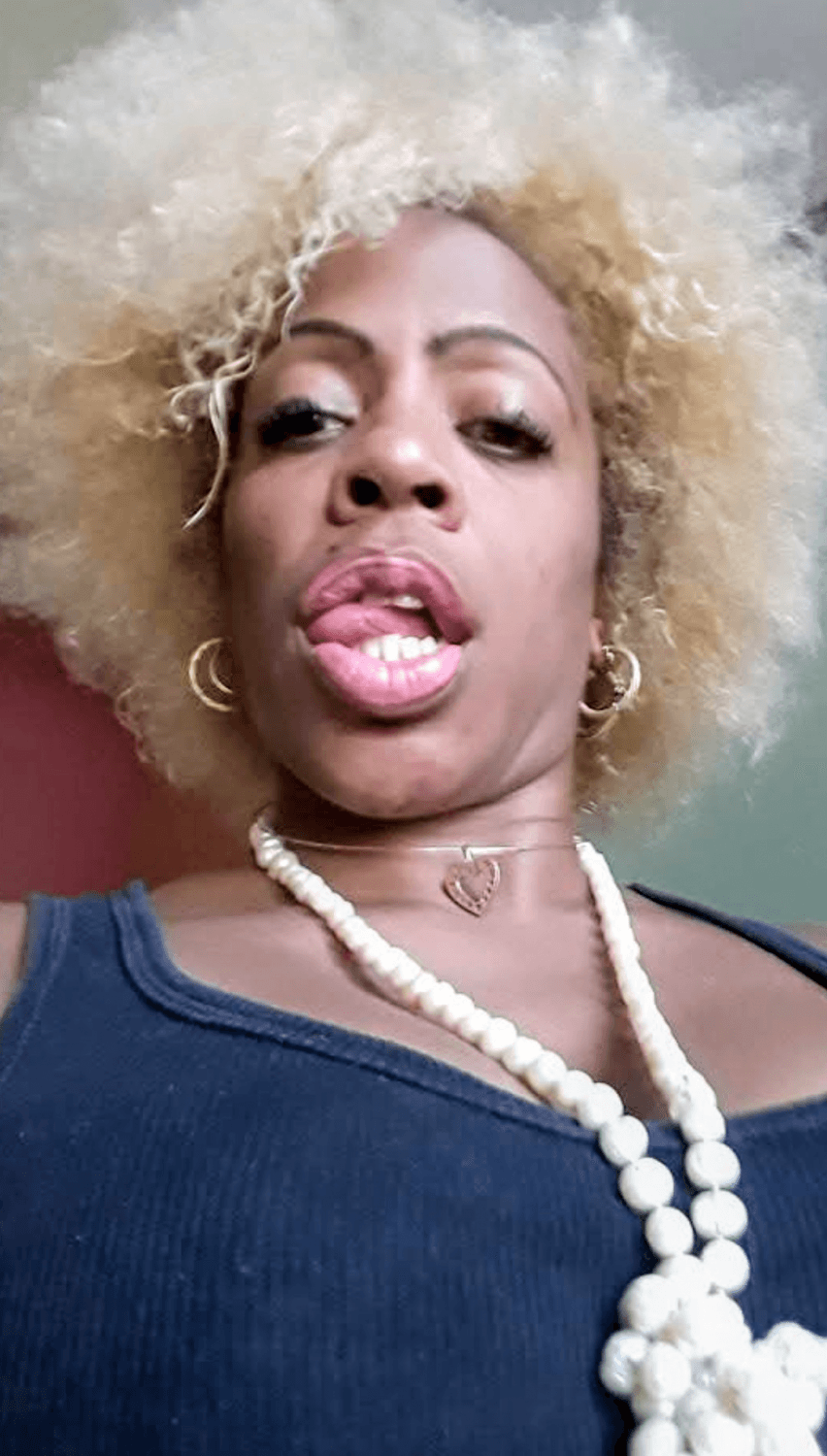 TANIA REYES ROMERO PROSTITUTA CUBANA DE LO MEJOR DE CUBA SU ESPECIALIDAD LAS MAMADAS DE VERGA