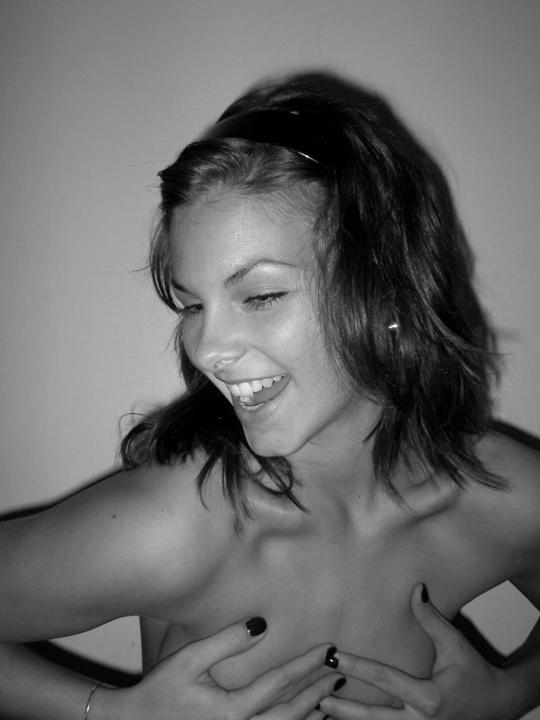 Artistic Body - Beautiful Eyes