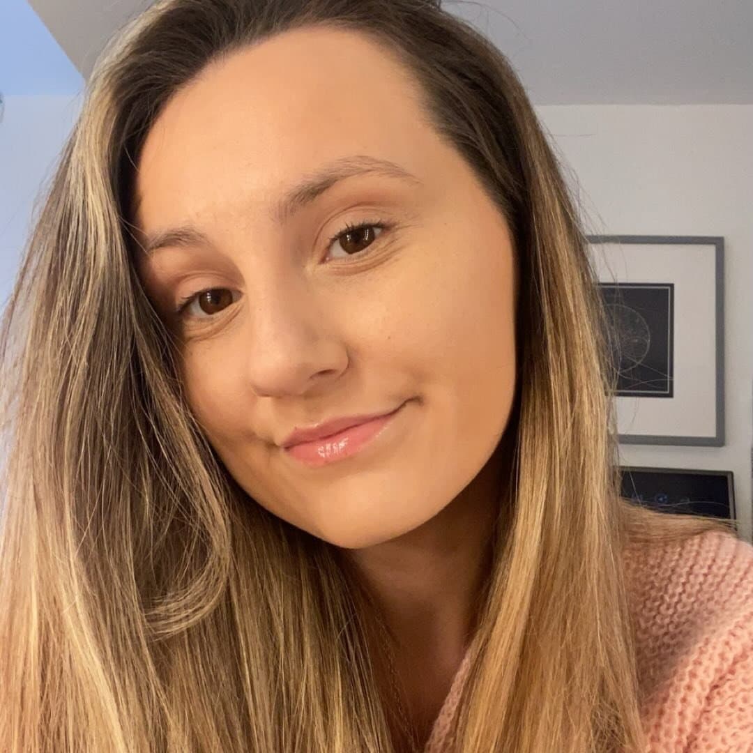 Pretty amateur can self fist