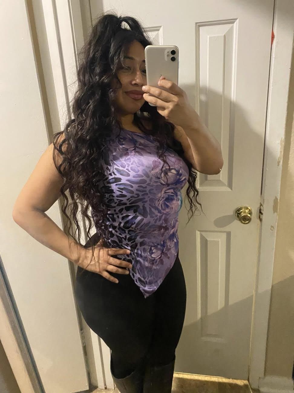 Thicc Latina takes every chance she gets to show off her thicc ass and bit tits