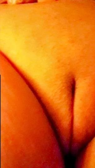 100% REAL mom pussy Natural thick bbw mom used to send me stuff