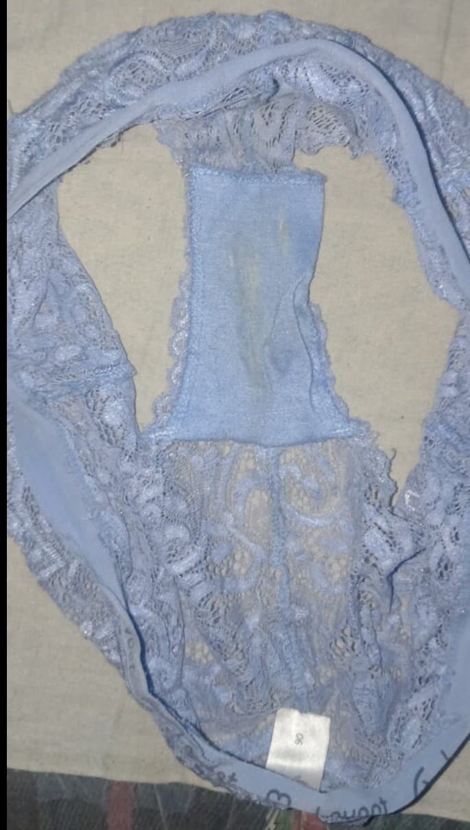 Rafayblanca González bien ??siempre trae los calzones  porque todos los días se la meto por