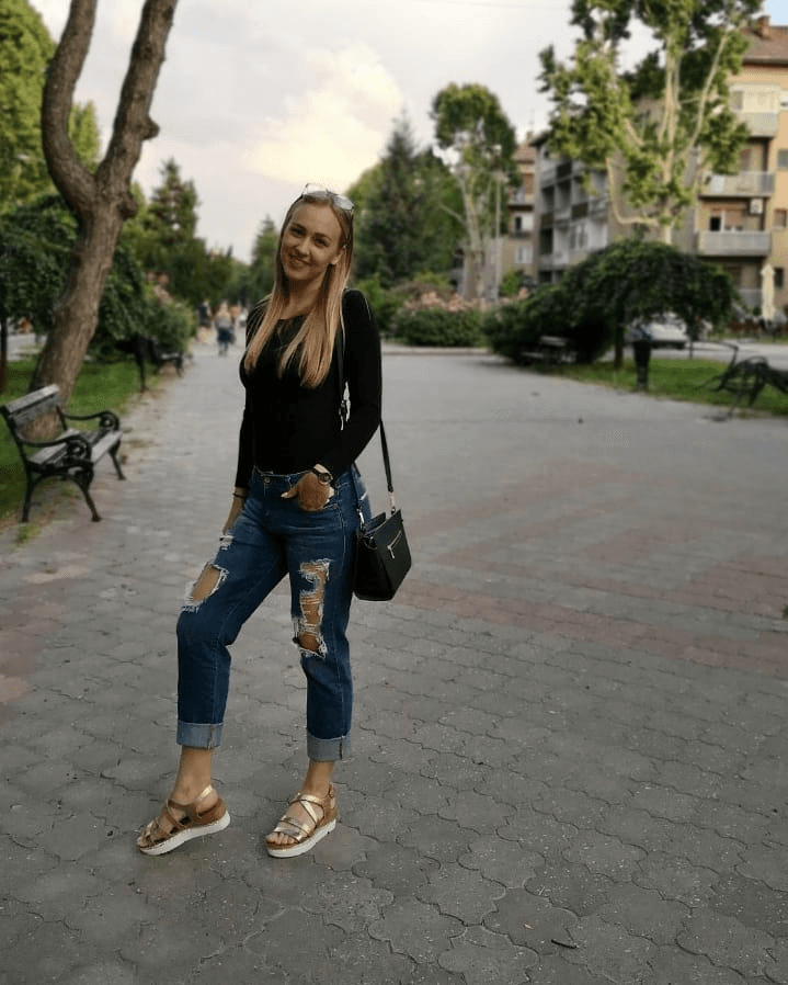 Sanela 30yo Serbian-Hungarian, part 2