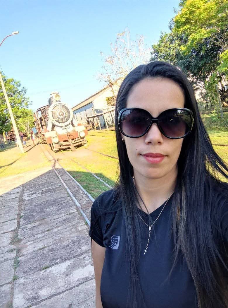 Mi Hermanastra paraguaya villera y ninfomana