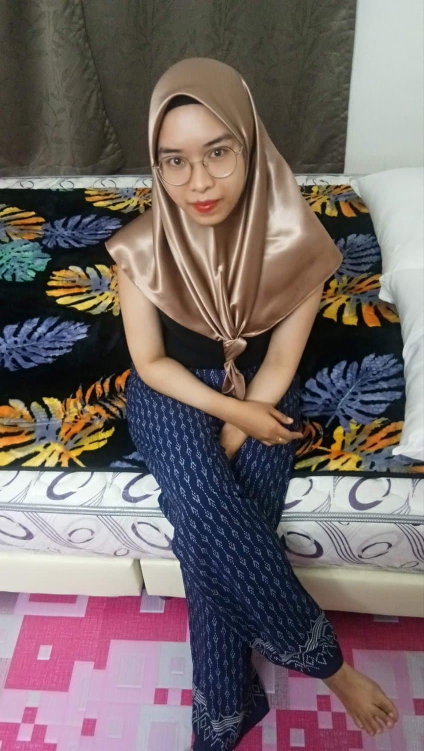 Bini orang curang jual badan time suami keja