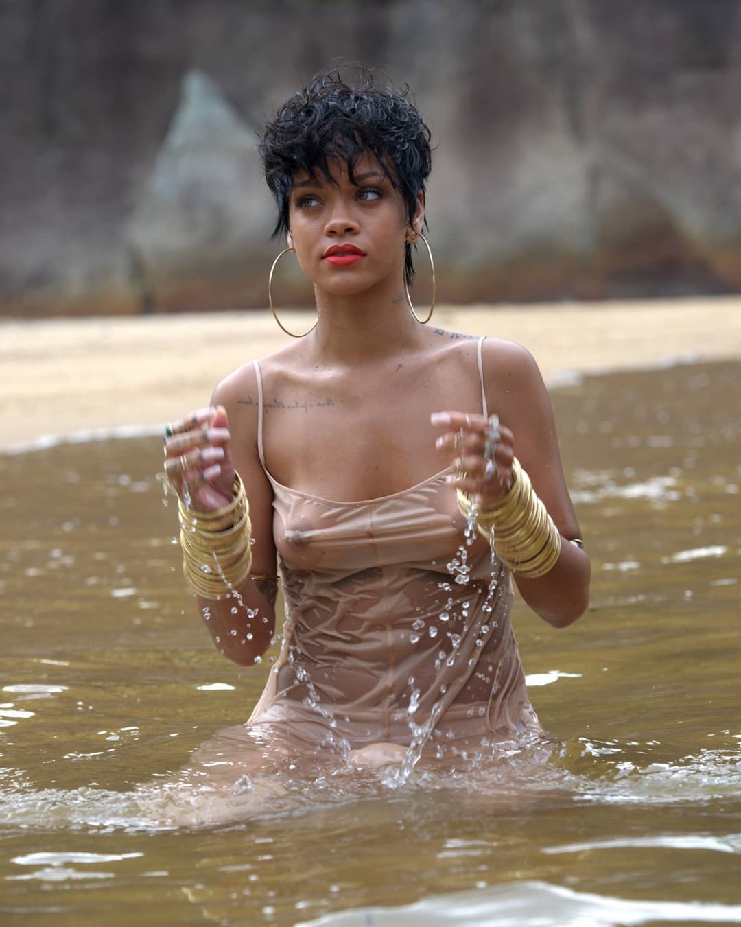 Rihanna - 2014 Vogue Brazil Outtakes v1