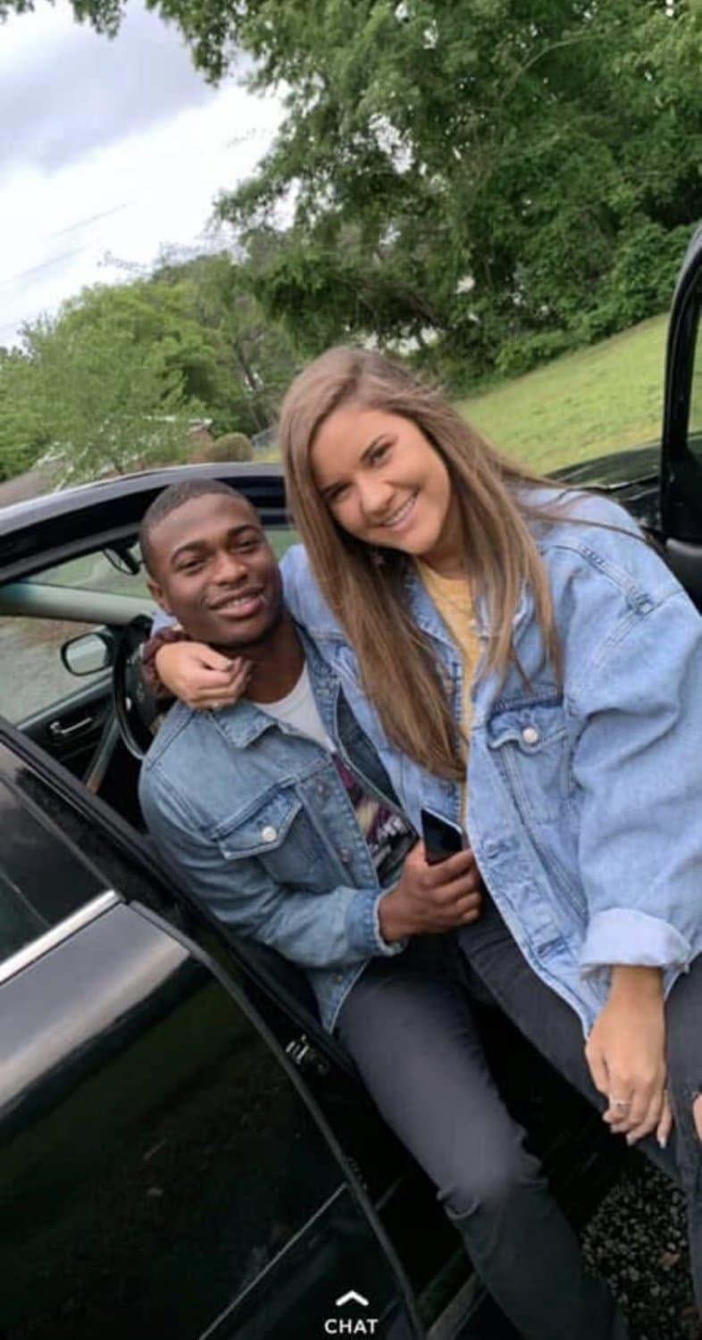 White bop with a nose built for sniffing stinky thug ass