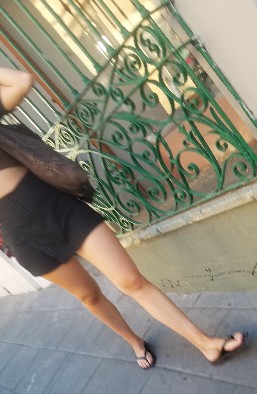 2 friends, blonde and brunette, in shorts, nice legs