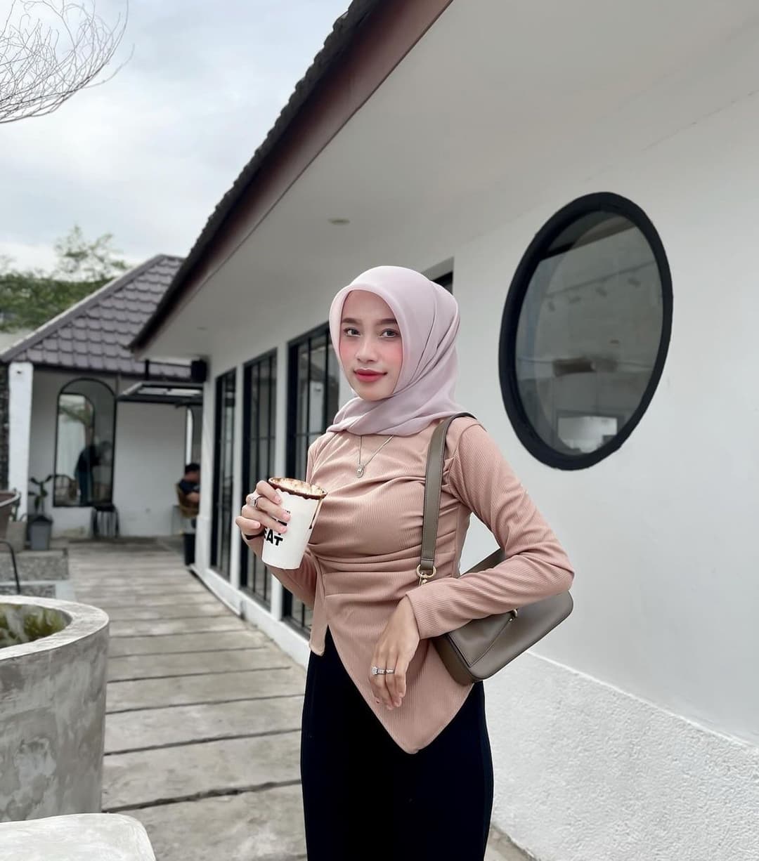 Tetek Padu Indonesian