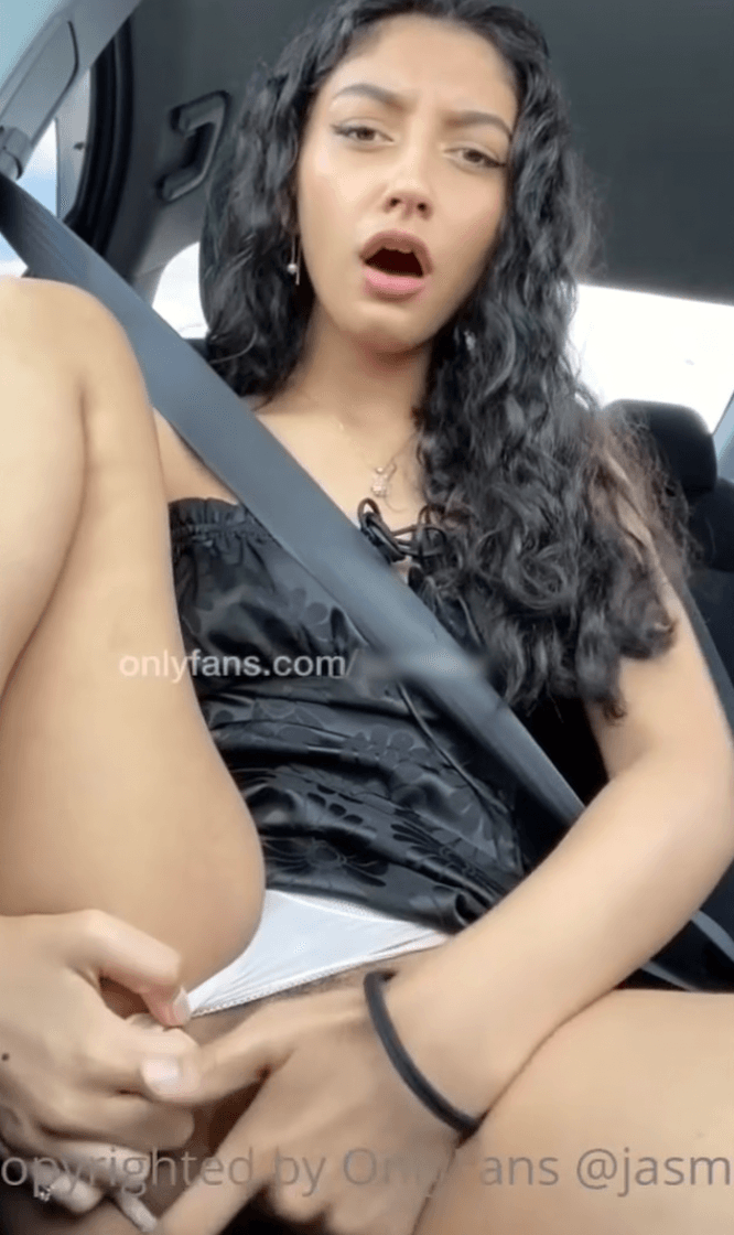 Asian ABG Solo Fucks While Strangers Watch at Resort-Solo Masterbation with Dildo and Fingers In CAR