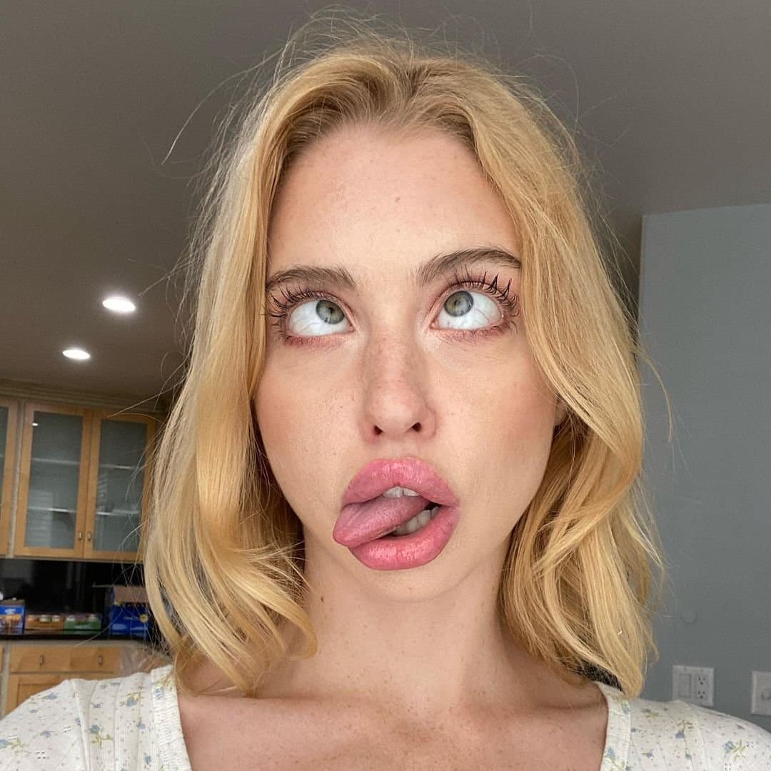 ????? ??????? Chloe Cherry? (part 01)