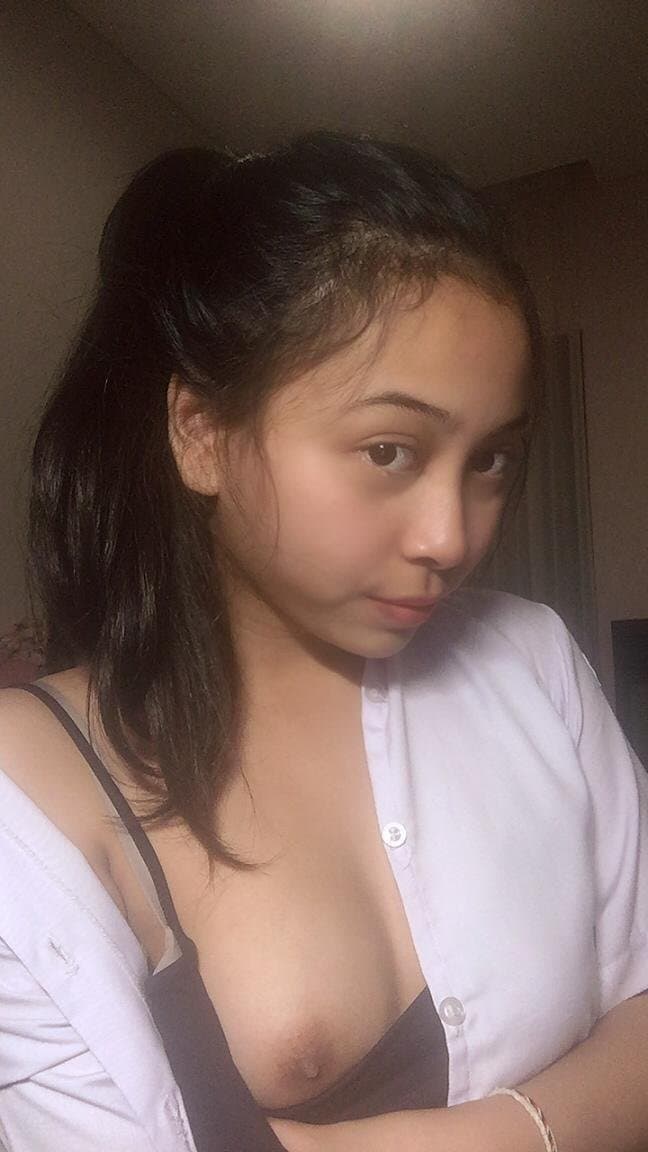 sma indo viral tobrud (viral indonesian highschool boobs)