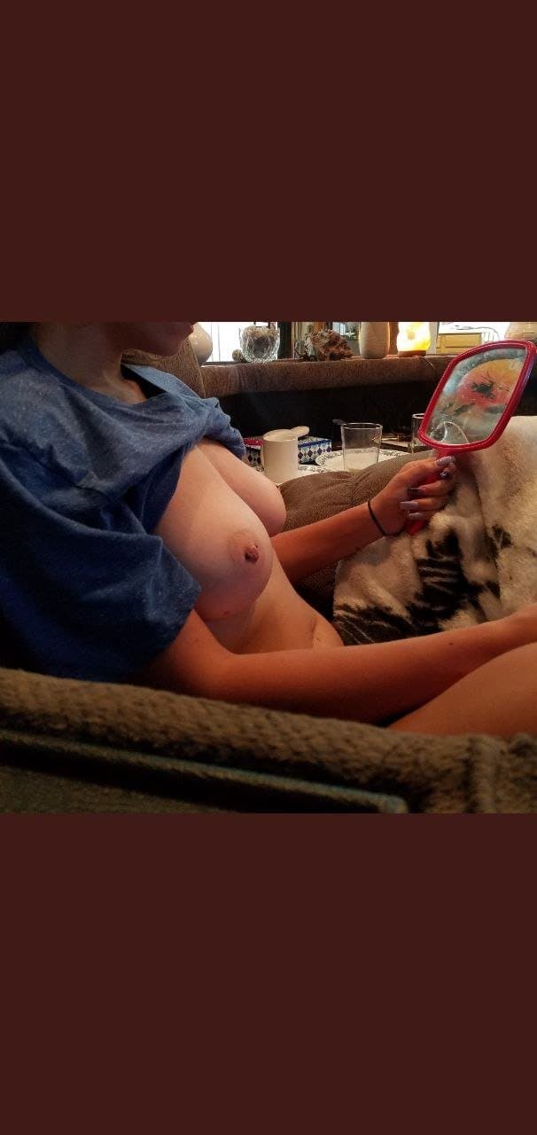 MacKenzie always takes soo long to get ready cause her hubby always documents it