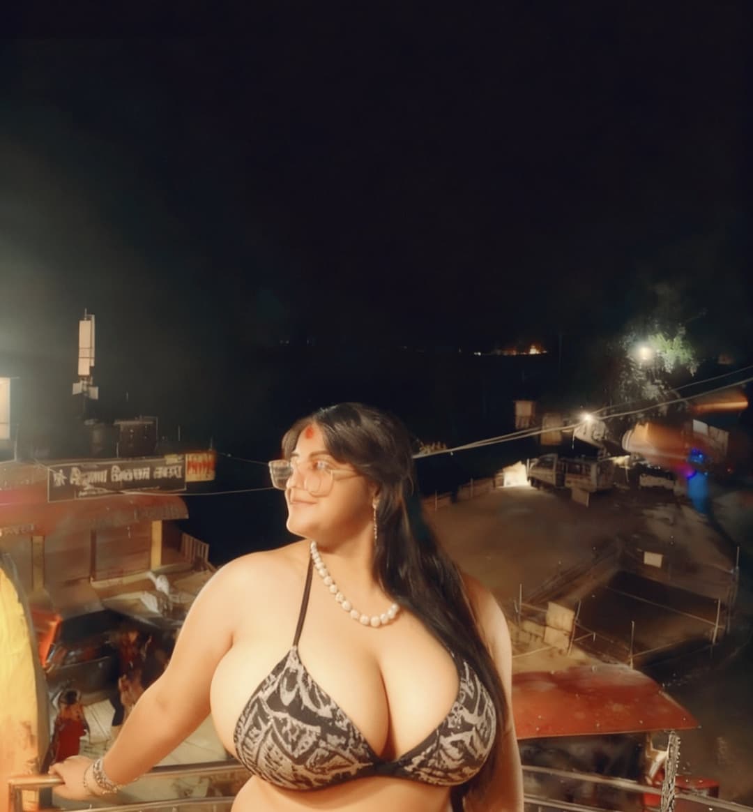 Nepali big boobs model photoshoot