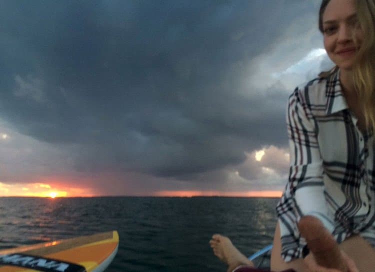 Hollywood Actress caught sucking sick on boat!