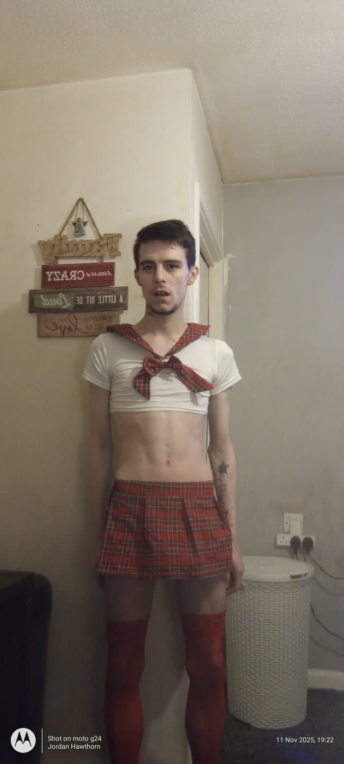 Jordan hawthorn school uniform photo shoot