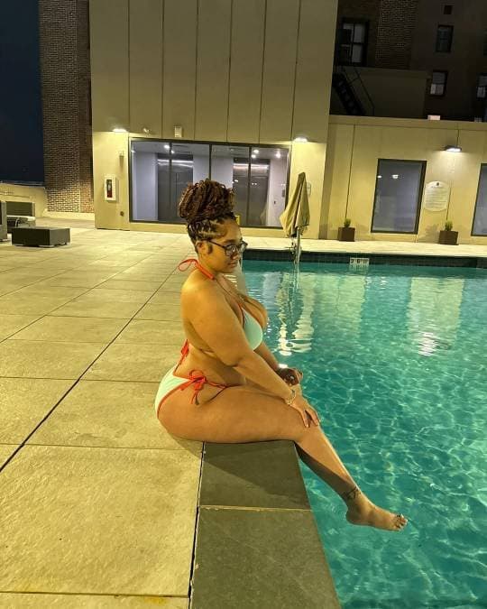 Click to view full size Paige Ashley