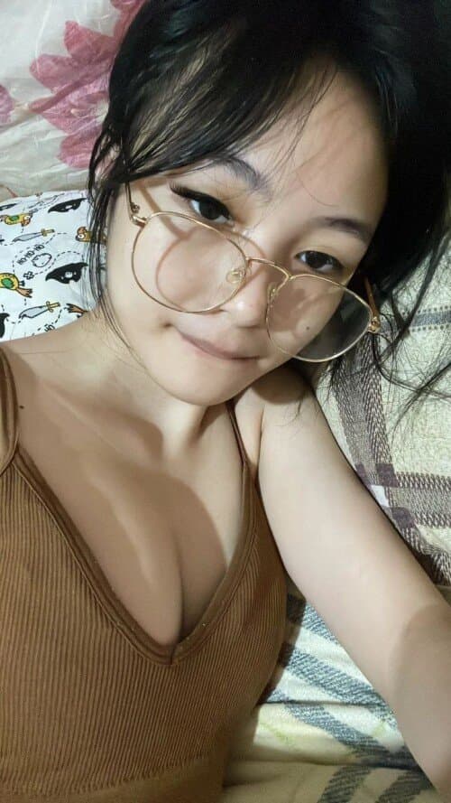 Very Tiny Asian Teen Abg slut gets her nudes leaked. Small tits are so cute! Ahegao Face