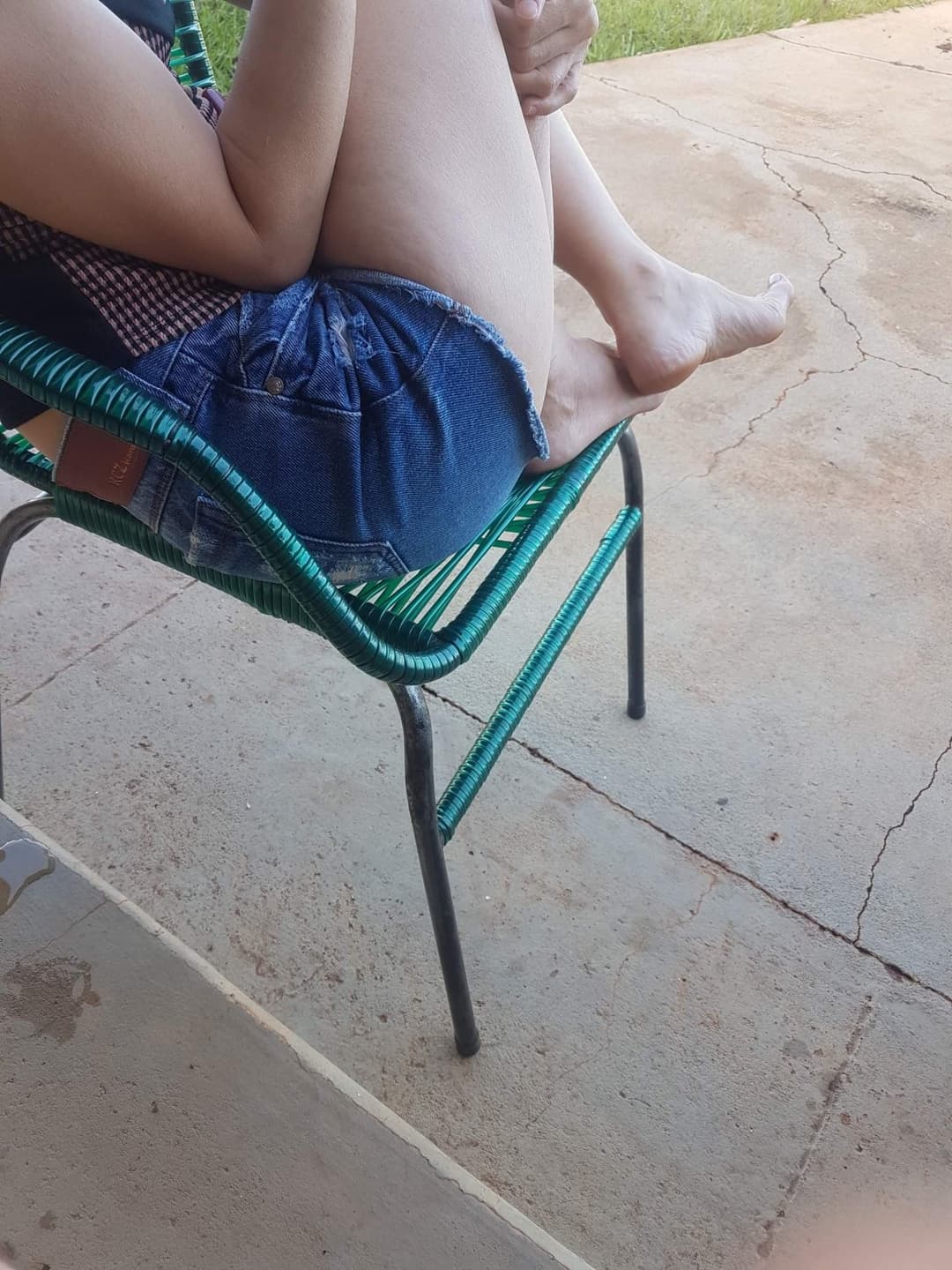 prima coxuda gostosa (my cousin hot legs)