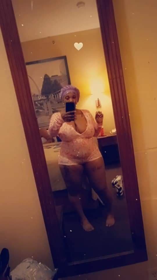 Freaky Bi Bbw Auntie (She need to start a only fans) I would not pull out 19
