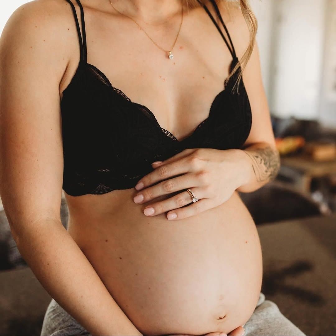 Click to view full size Gorgeous fit wife and mom. Tell me what you think of her.